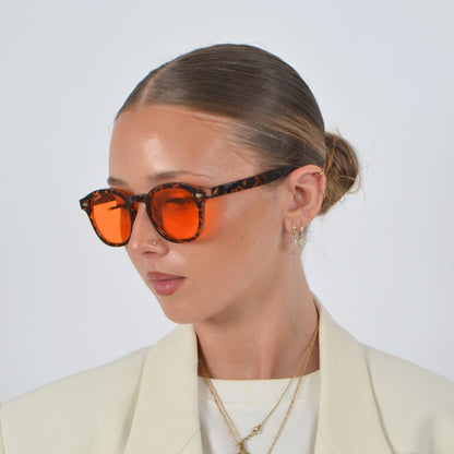 SAINT-TROPEZ TORTOISE / ORANGE